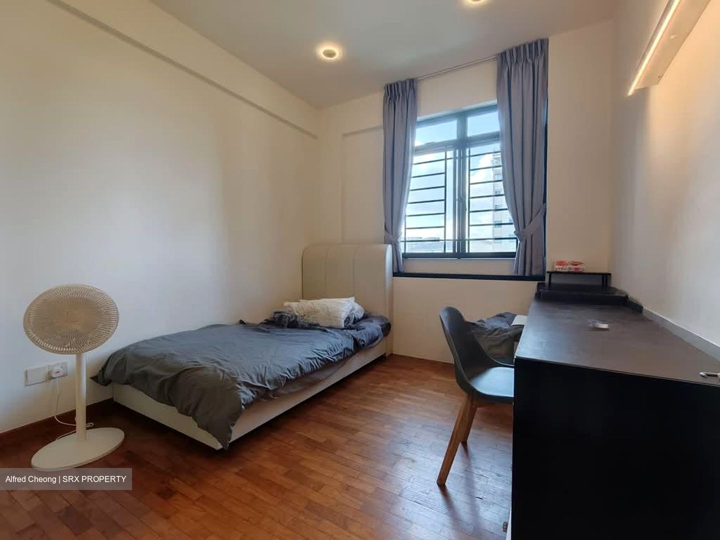 Summerdale (D22), Condominium #576312281